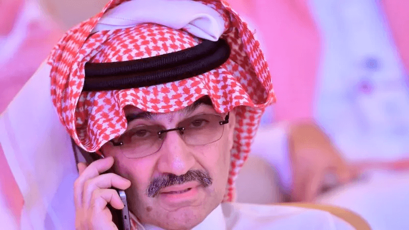 هل يصبح الهلال في يد الوليد بن طلال؟ بلومبرغ تكشف محادثات ضخمة