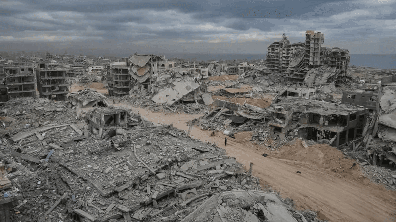 عصيّ على النسيان: حين ينادي الركامُ للمراجعة