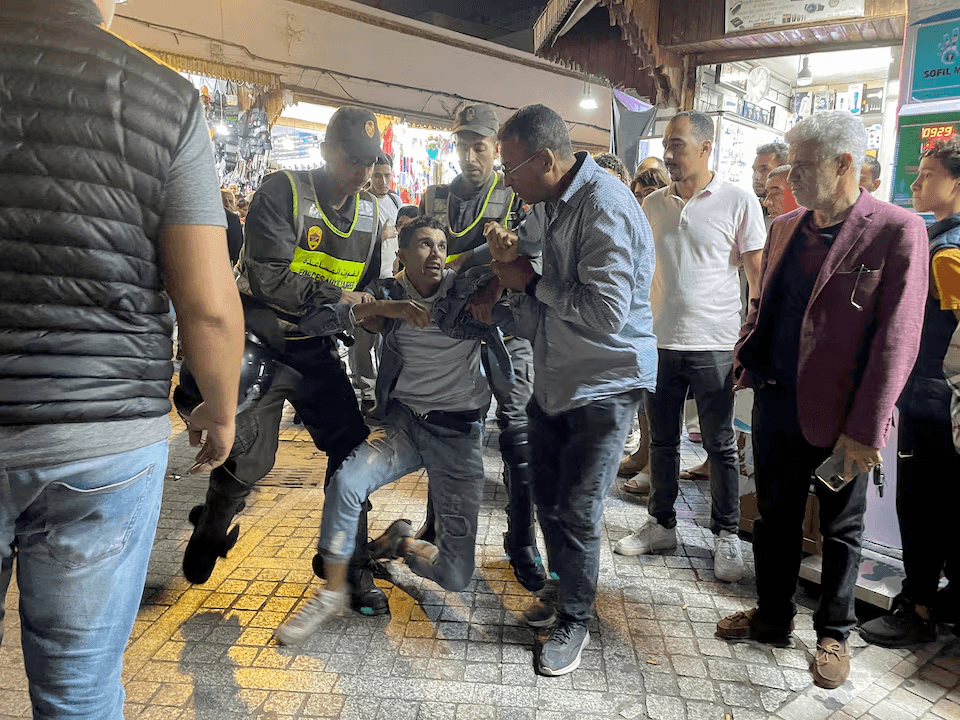 المغرب على صفيح ساخن: احتجاجات جيل زد 212 تتحول إلى مواجهات دامية