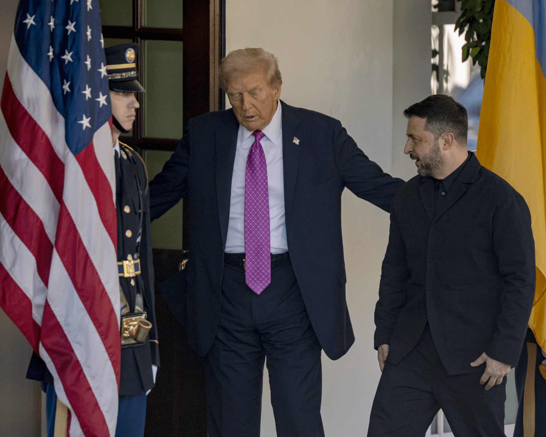 ترامب ينحاز لبوتين.. وزيلينسكي يرد بصواريخ باتريوت