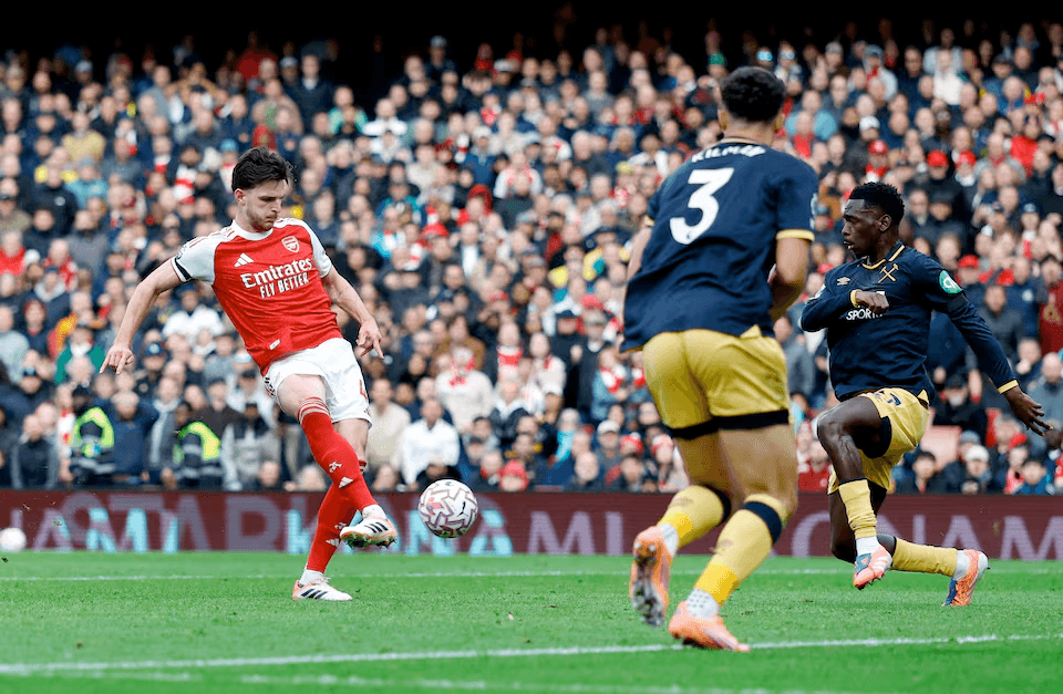 رايس يقود أرسنال لفوز 2-0 على وست هام في المباراة رقم 300 لأرتيتا