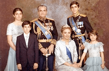 إسرائيل تدير حملة سرية لإعادة النظام الملكي إلى إيران