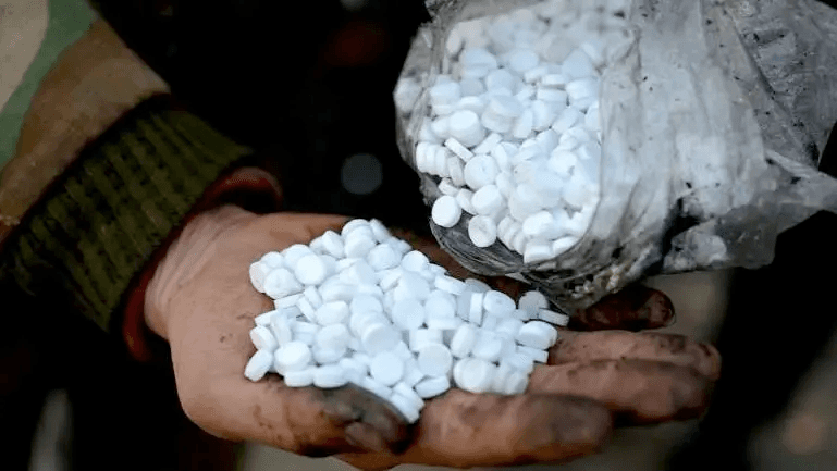 إمبراطورية الكبتاغون في سوريا.. تجارة الموت تمتد إلى الخليج