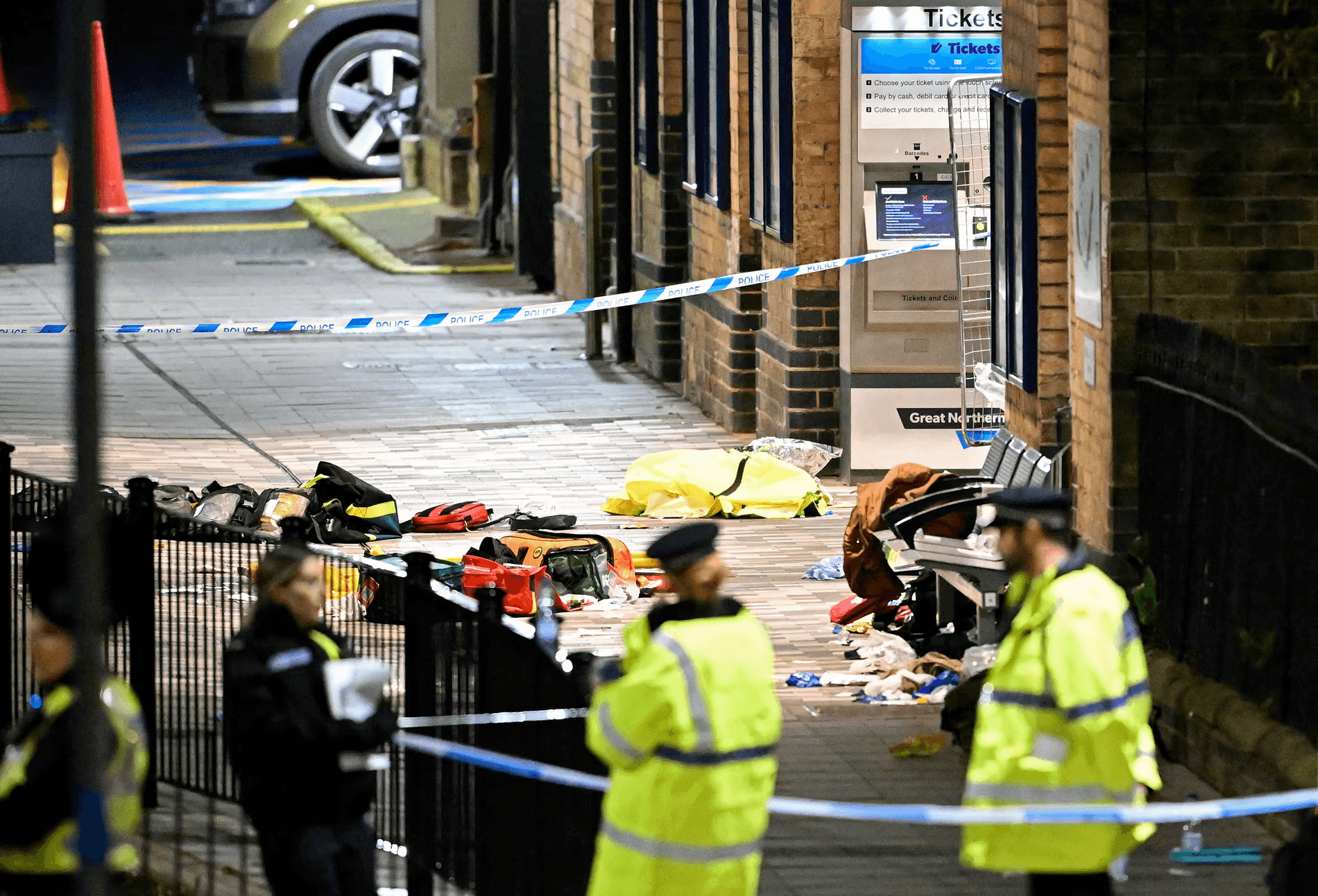 هجوم جماعي على قطار في كامبريدجشاير يوقع 9 مصابين