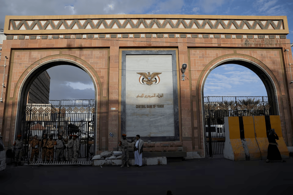 دعم سعودي جديد لليمن بقيمة 90 مليون دولار ينعش ميزانية الحكومة