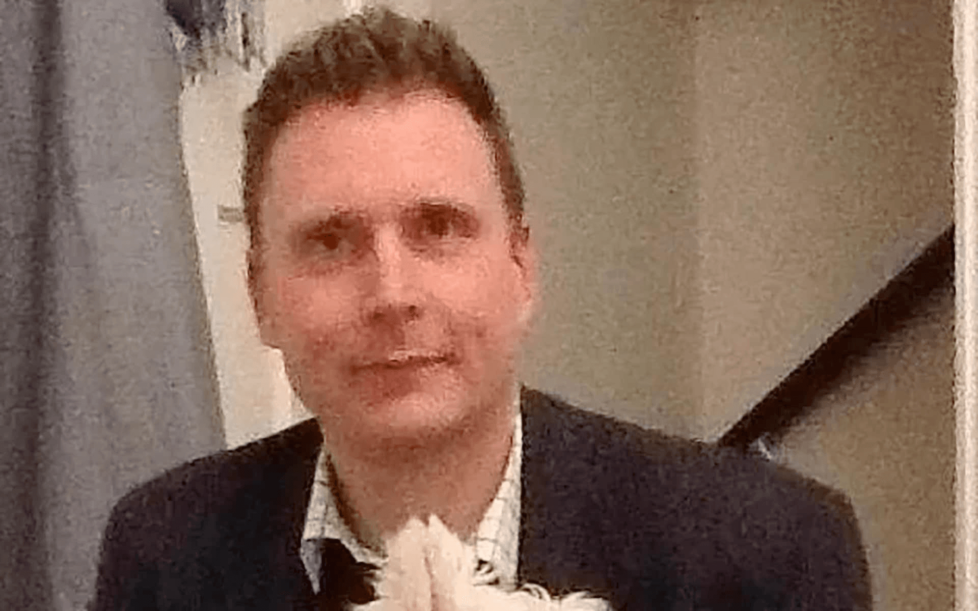 مدرس مارلبورو ينتحر بعد طرده بسبب مزحة مثيرة للجدل