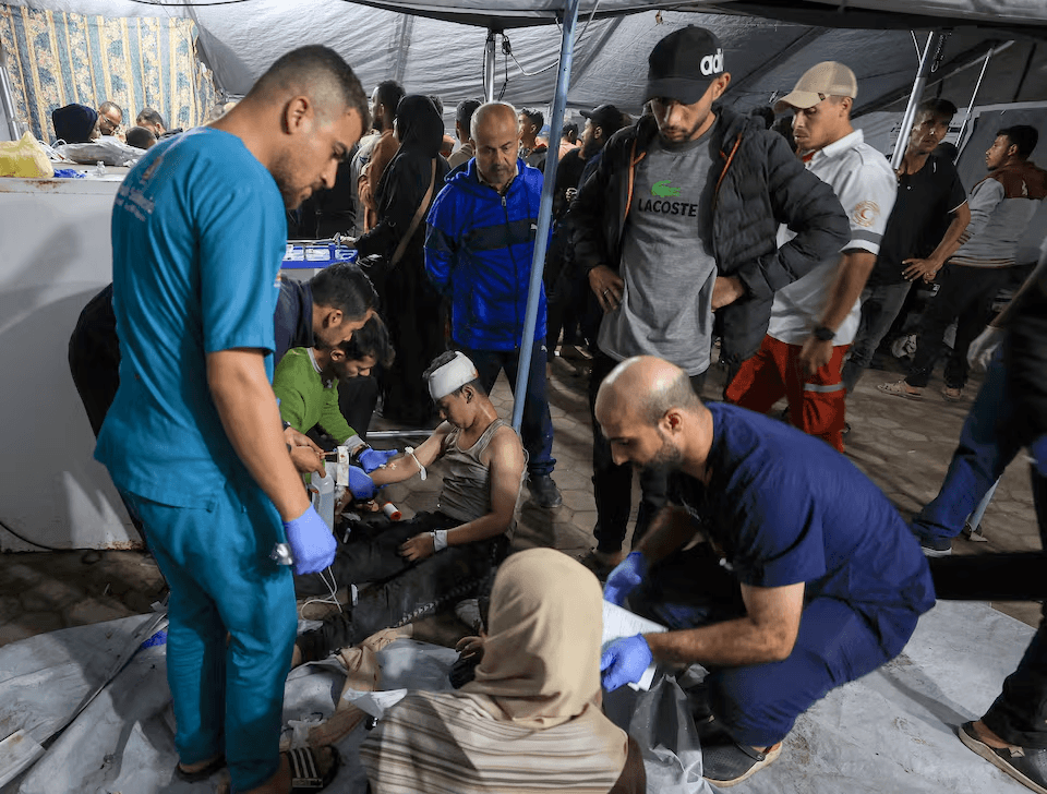 غارات إسرائيلية رغم الهدنة… استشهاد 25 فلسطينيًا في غزة