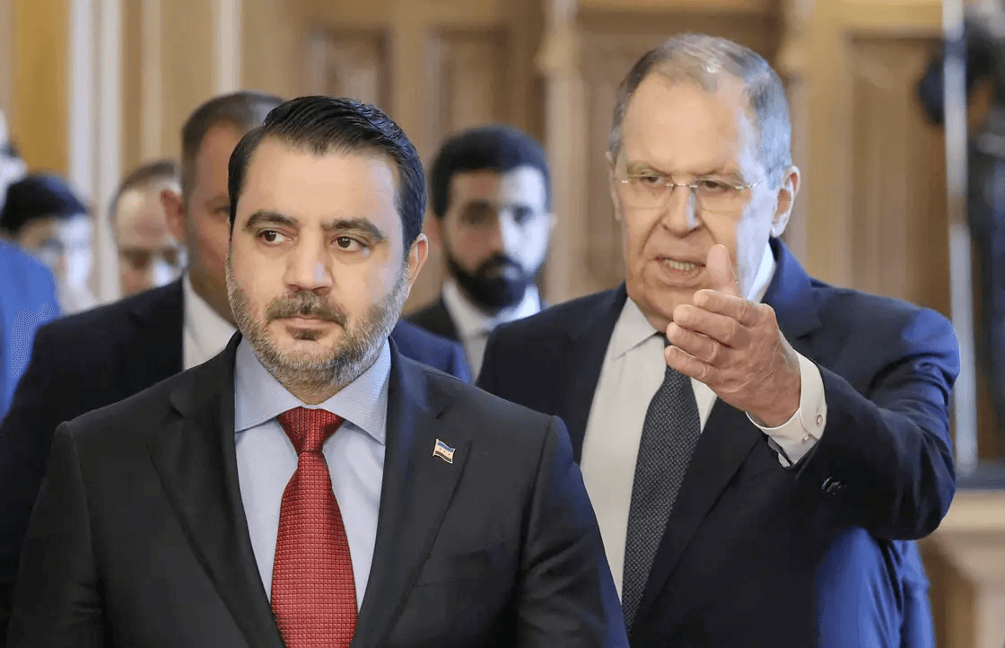 الشيباني يكشف كيف فُكت ‘العقدة الروسية’ قبل سقوط الأسد.. تفاصيل حصرية