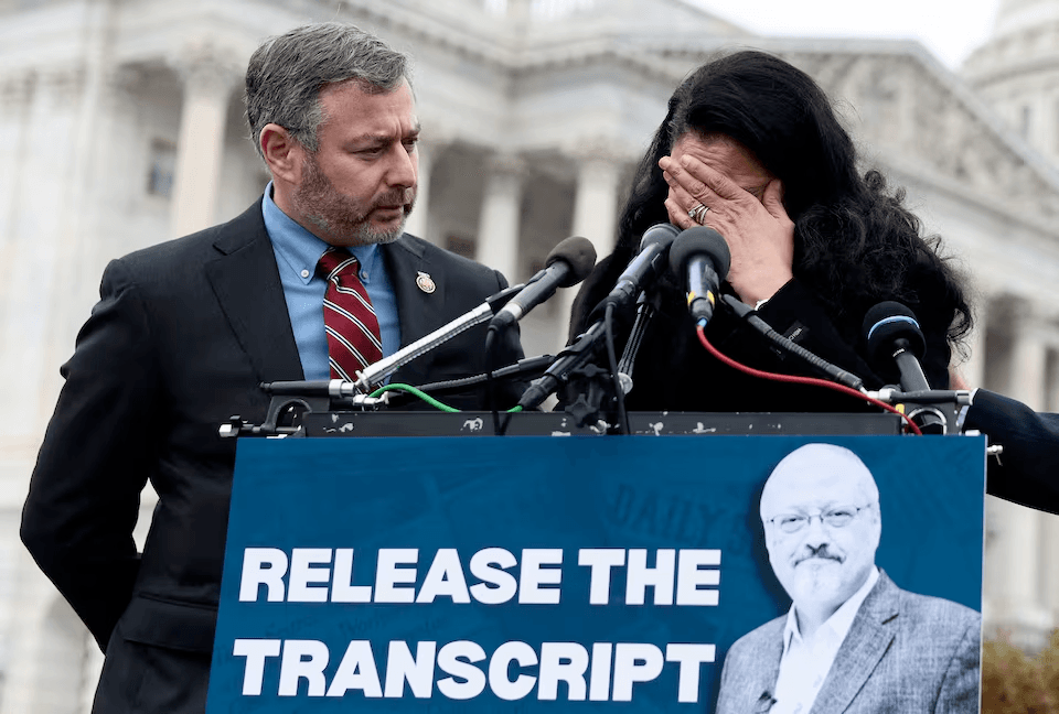 نائب ديمقراطي يطالب بكشف مكالمة صادمة بين ترامب وبن سلمان