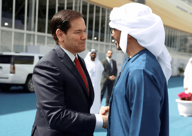 الإمارات وواشنطن تبحثان تطورات اليمن وغزة بعد ضربة المكلا