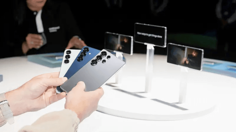 أندرويد يتحدى Galaxy S25 Ultra في 2026