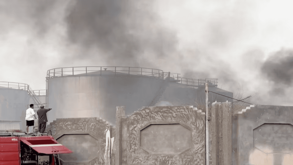 “استعادة المكلا: اليمن المدعومة من السعودية تستعيد السيطرة وتطيح بمكاسب الانفصاليين