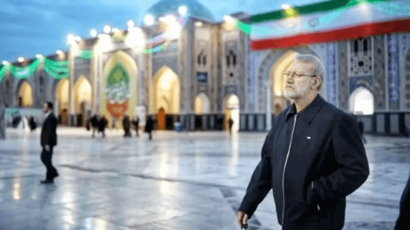 هل تقود علي لاريجاني إيران تحسباً للحرب واغتيال القادة؟
