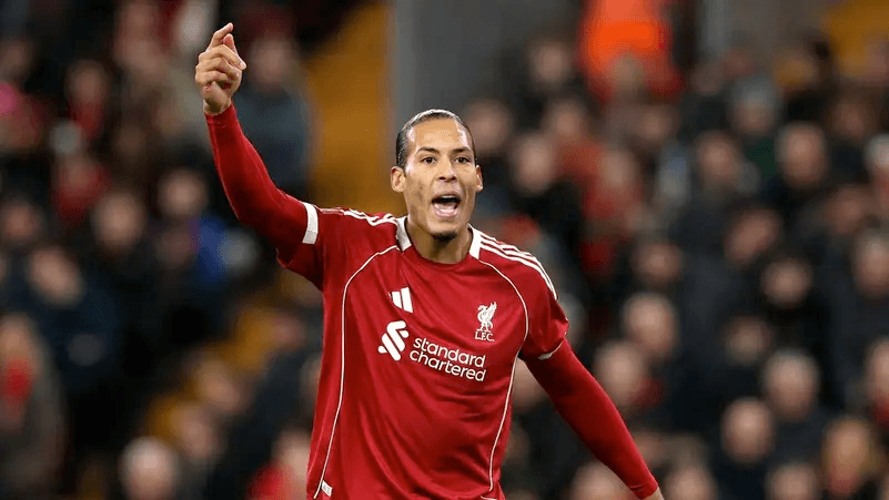 فيرجيل فان دايك: هل يجب على المحللين الحذر عند انتقاد اللاعبين الصغار؟