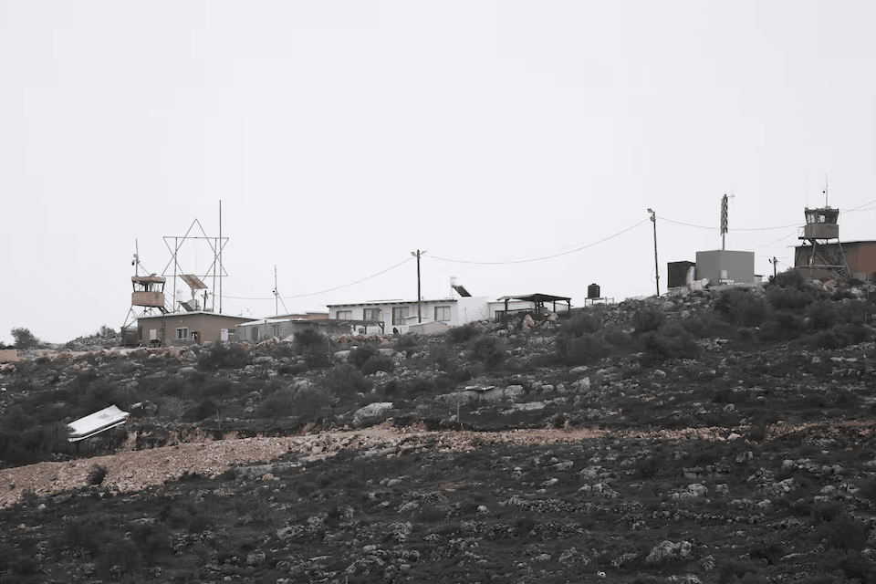 هل يمنع ترامب خطة إسرائيل بالضفة الغربية.. ردود غربية وعربية تحذر من ضم الأراضي