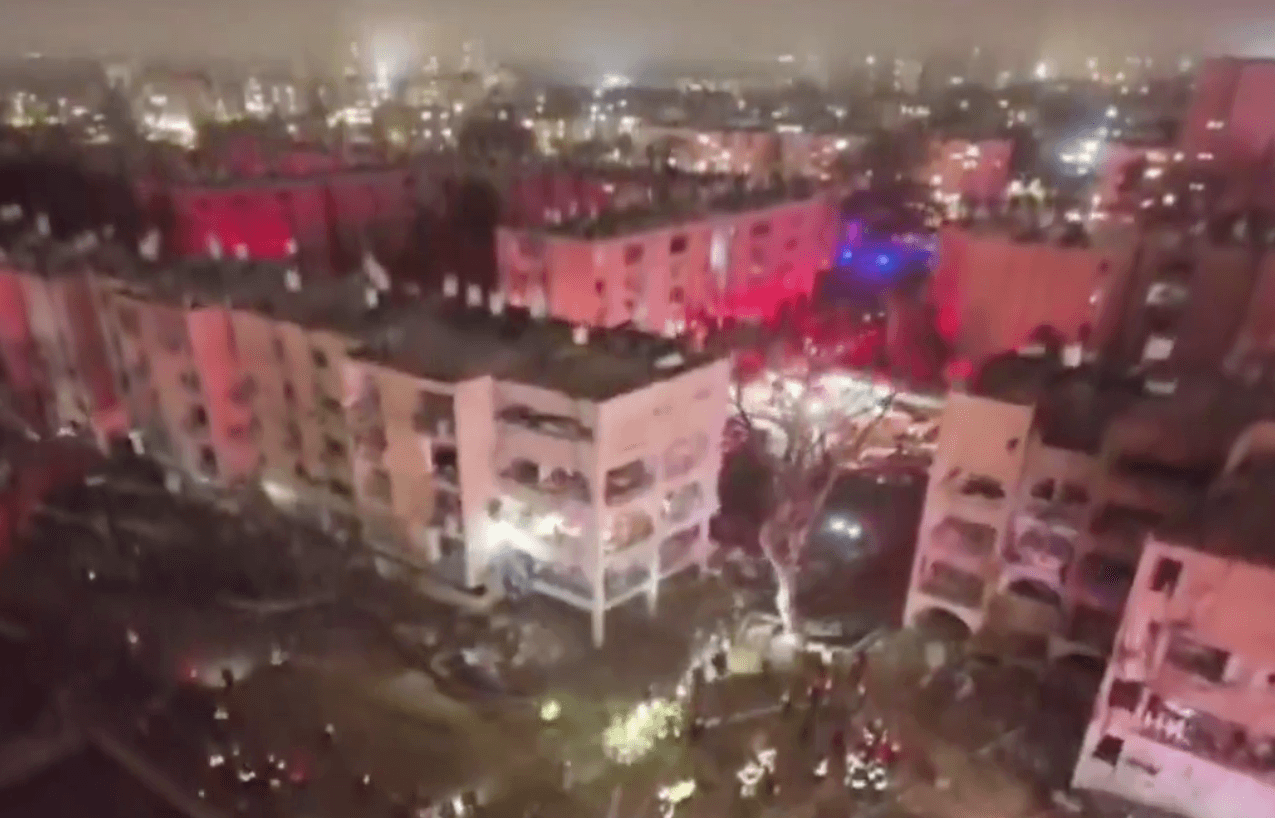 إسرائيل: أكثر من 220 قتيلاً وجريحاً ودمار واسع في عراد