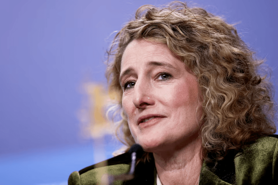 لماذا بقيت تريشيا تاتل مديرة مهرجان برلين بعد توترات غزة