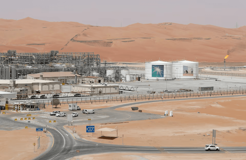 وزارة الدفاع السعودية تعترض طائرة مسيرة متجهة لحقل الشيبة النفطي