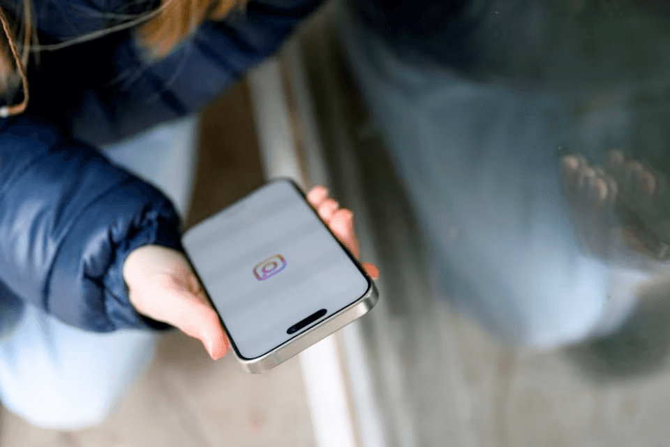 اتهامات أوروبية تهز فيسبوك وإنستجرام: هل تواجه ميتا بلاتفورمز غرامات ضخمة؟