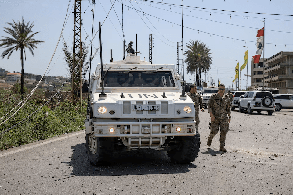 كمين دموي لليونيفيل.. مقتل جندي فرنسي جنوب لبنان