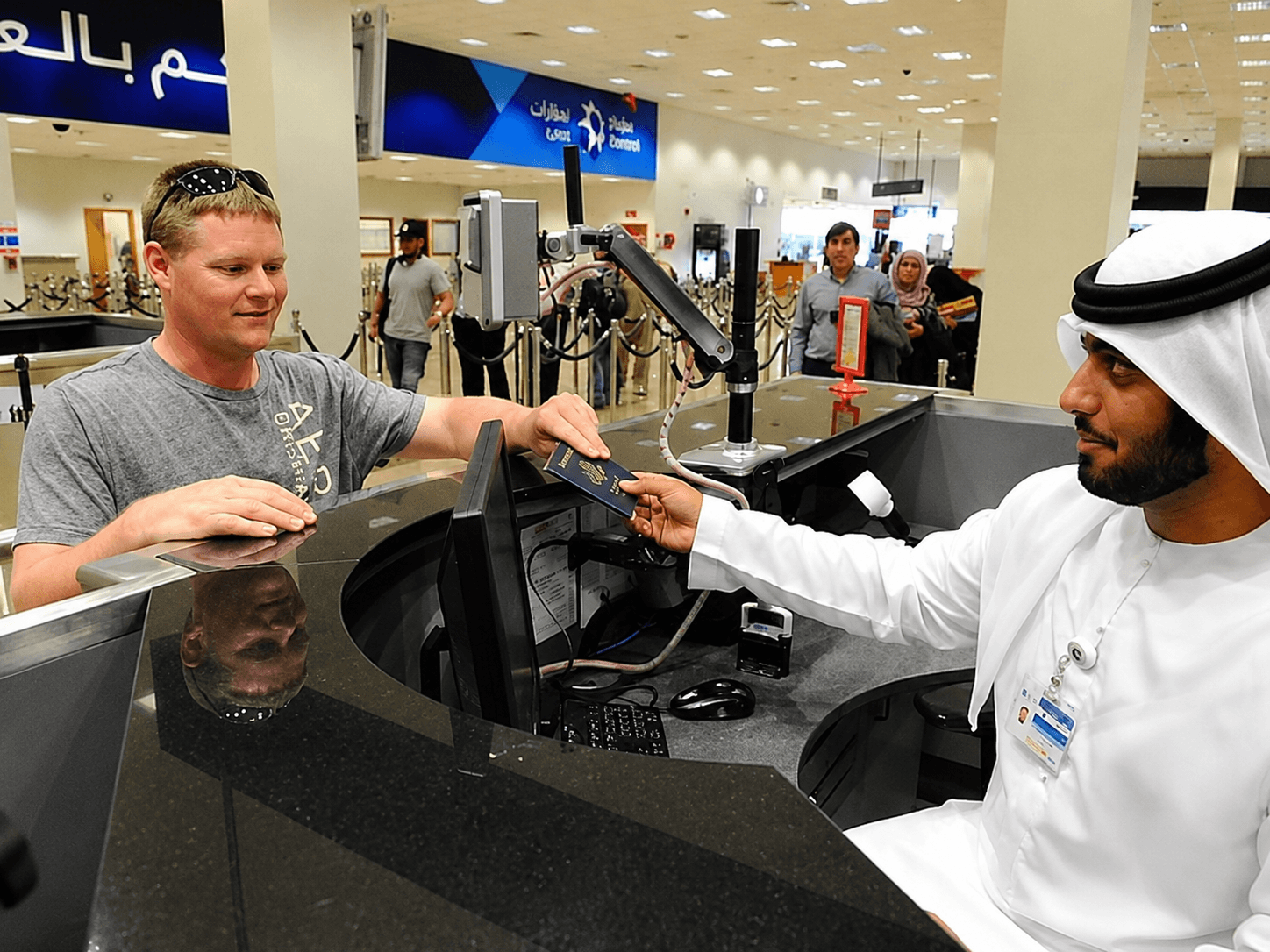 ترقب في الإمارات لتسويات محتملة لمخالفات الإقامة