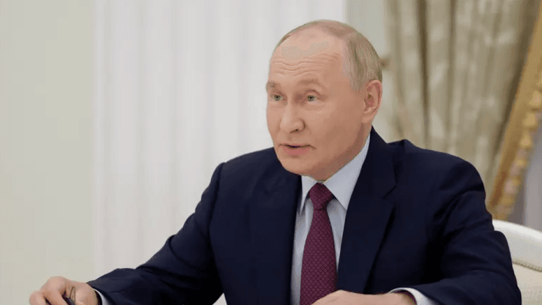 العالم سينتهي في دقيقة.. بوتين يوجه تحذيراً أخيراً للغرب