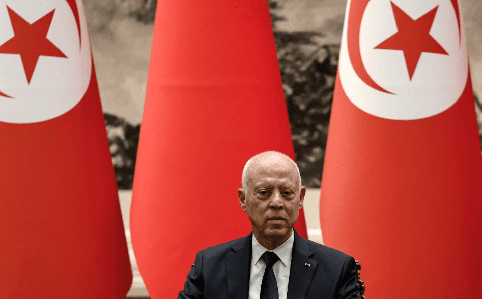 بعد انتخابه رئيساً لتونس.. ما أبرز التحديات التي تواجه قيس سعيد؟