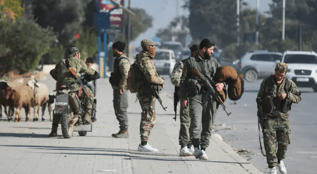 القبض على عدد من “فلول نظام الأسد”.. ماذا يجري في اللاذقية؟