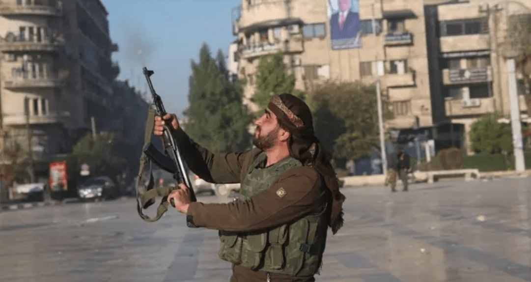 كيف خططت المعارضة السورية لاجتياح حلب وإدلب وحماة؟