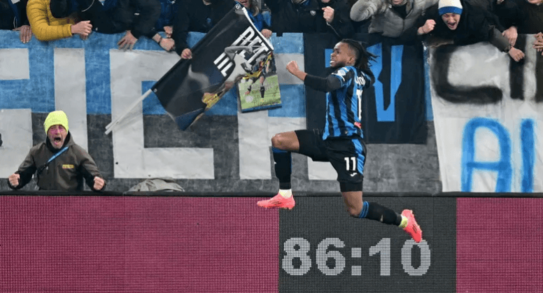 أتالانتا يصعق ميلان ويرتقي لصدارة الدوري الإيطالي