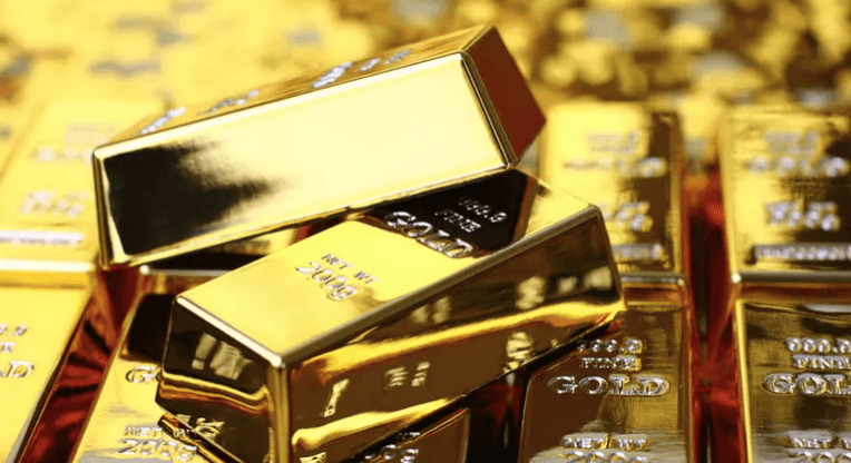 الذهب يرتفع في أسبوع تداول قصير بسبب العطلات