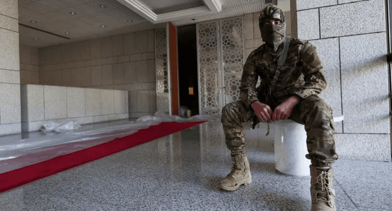 كيف خططت الفصائل لإسقاط الأسد؟.. “تحرير الشام” تجيب