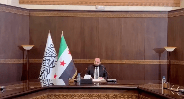 سوريا.. لماذا بدأ البشير بهيكلة وزارة الدفاع؟