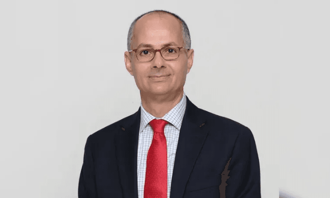 من هو عمر ياغي الفائز بـ”نوابغ العرب” الذي هنأه محمد بن راشد؟