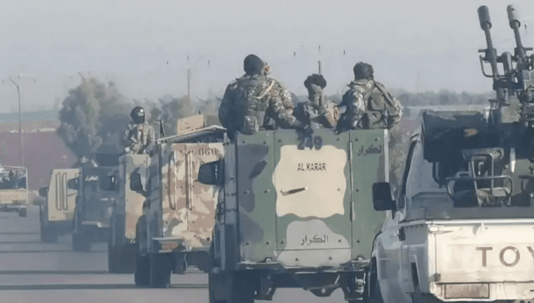 سوريا.. اشتباكات بريف حمص ومطالبات لـ”قسد” بتسليم سلاحها