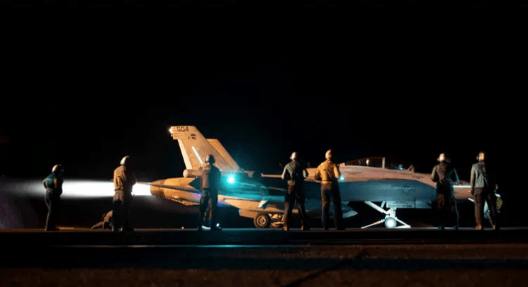 12 غارة جوية على صنعاء.. البنتاغون يعلن تفاصيل الضربات ضد الحوثي