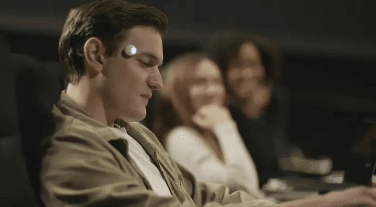 الأجهزة القابلة للارتداء بالذكاء الاصطناعي تستمع لك.. هل تهدد الخصوصية؟