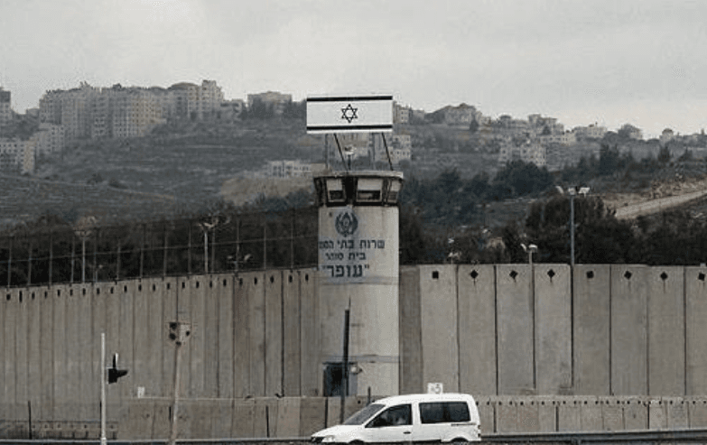 البرغوثي وحامد وسلامة.. أبرز الأسرى الفلسطينيين بسجون إسرائيل