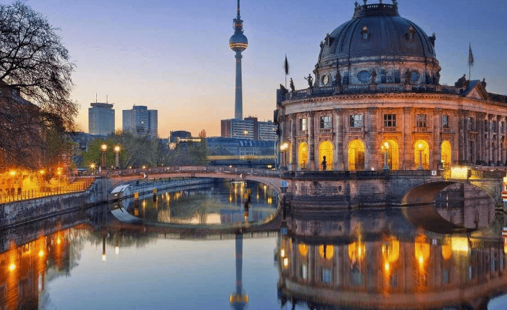 بعد 34 عامًا.. ألمانيا تتفوق على اليابان وتنتزع الصدارة