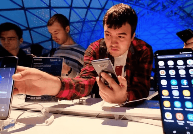 رغم تراجع السوق.. الهواتف الفاخرة تنتصر في أوروبا