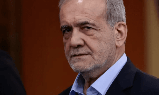 بزشكيان: أميركا وإسرائيل تحرك الفوضى في إيران