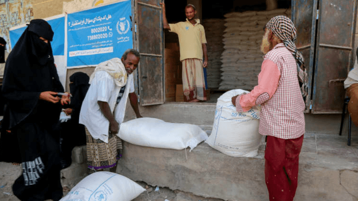 بعد قرار لترامب.. مصير”غامض” لسفينة القمح اليمنية!