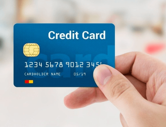 صدمة بيئية: بطاقات الائتمان تُخلف 400 مليون طن نفايات سنويًا!