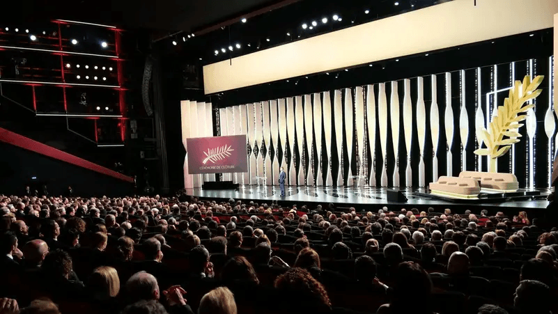 فضيحة كبرى تهز عالم الفن.. من وراء الكواليس؟