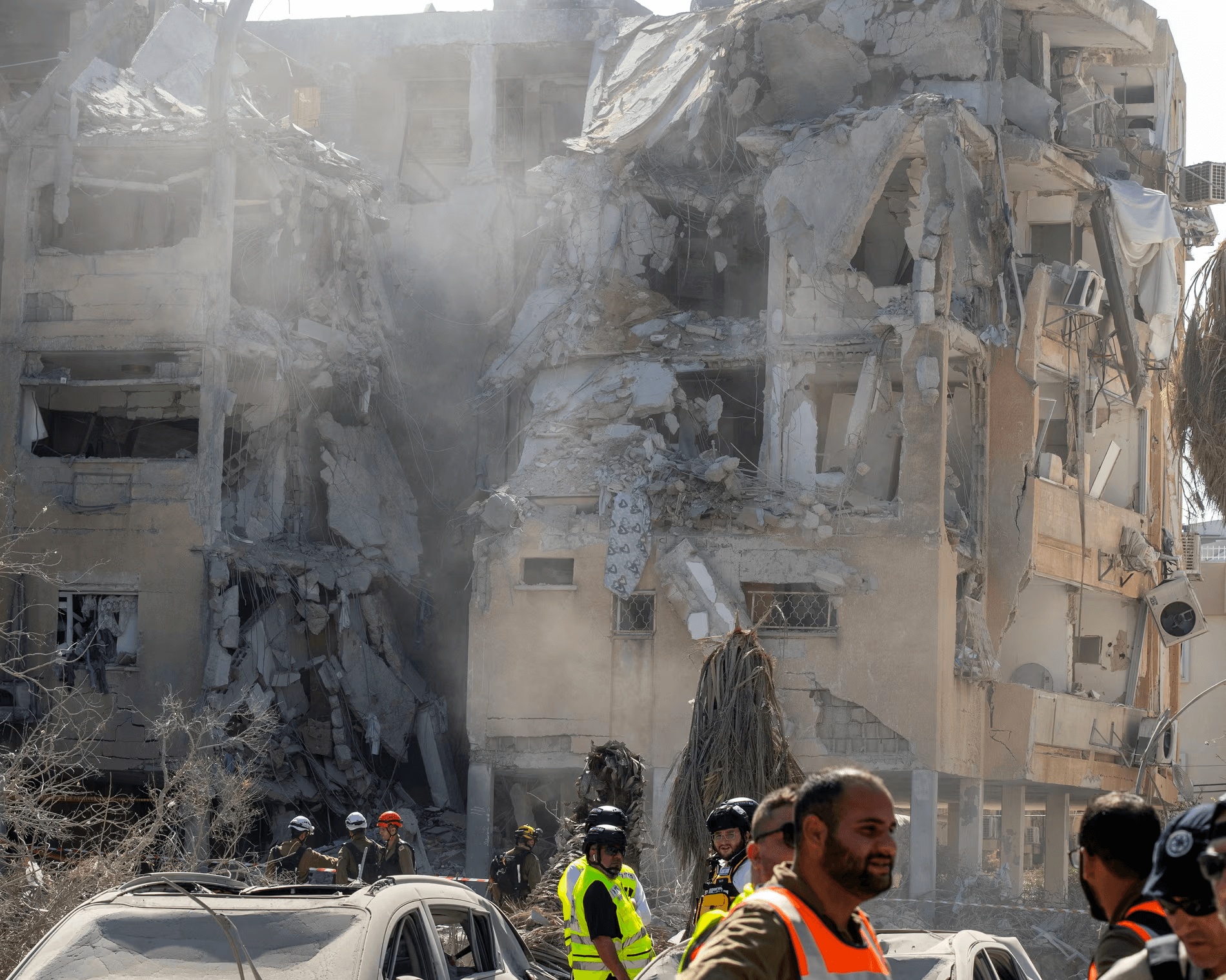 بالفيديو: إسرائيل تستغيث وعشرات الجرحى في حيفا