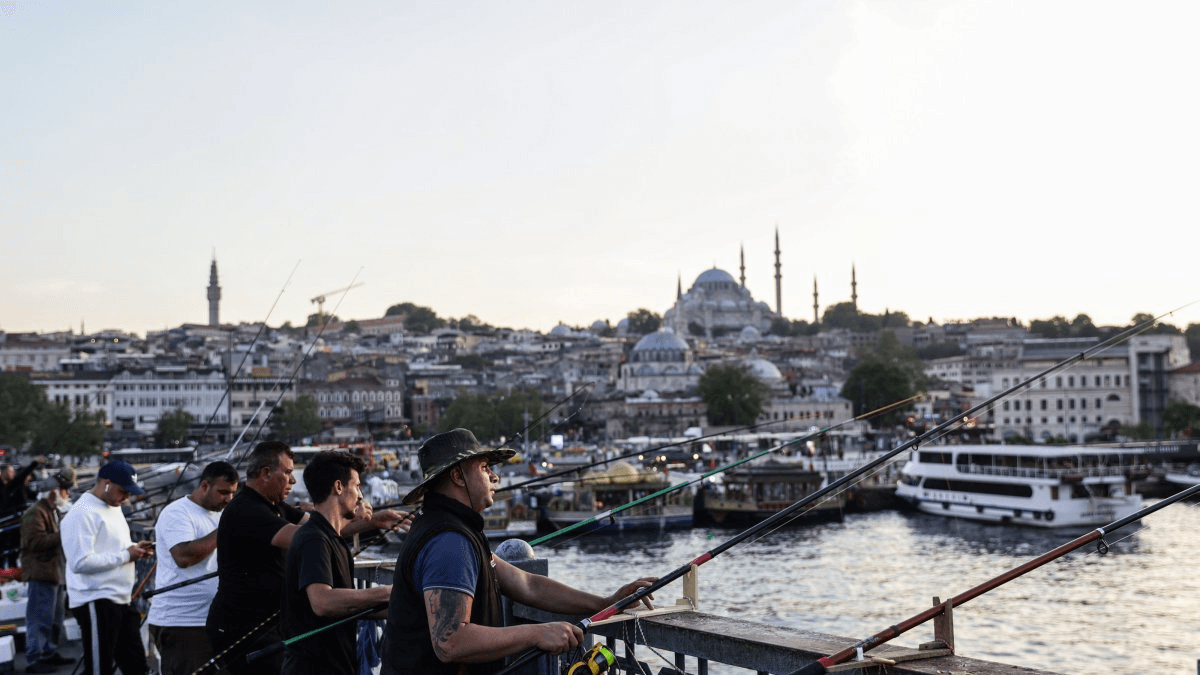 تركيا تكبح الغلاء: التضخم يتراجع لأدنى مستوى منذ 2021