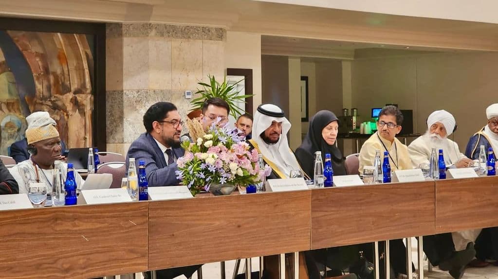 الإمارات تقود حوار الأديان العالمي من إسطنبول: الشيخ المحفوظ بن بيّه يرفع راية السلام