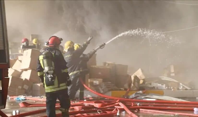 أطفال ماتوا في الحمامات… الكوت تحت الصدمة بعد حريق ابتلع عائلات بأكملها!