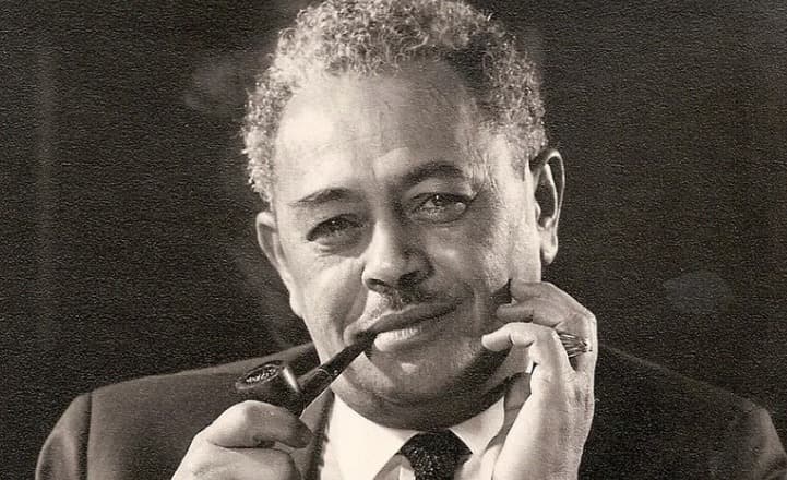 جمال محمد أحمد يعود: الأعمال الكاملة بين الأدب والتاريخ الإفريقي