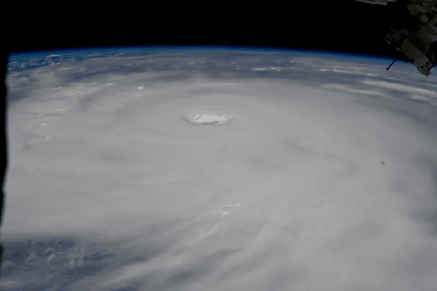 بعد دمار الفلبين.. إعصار راجاسا يتجه نحو هونغ كونغ وجنوب الصين